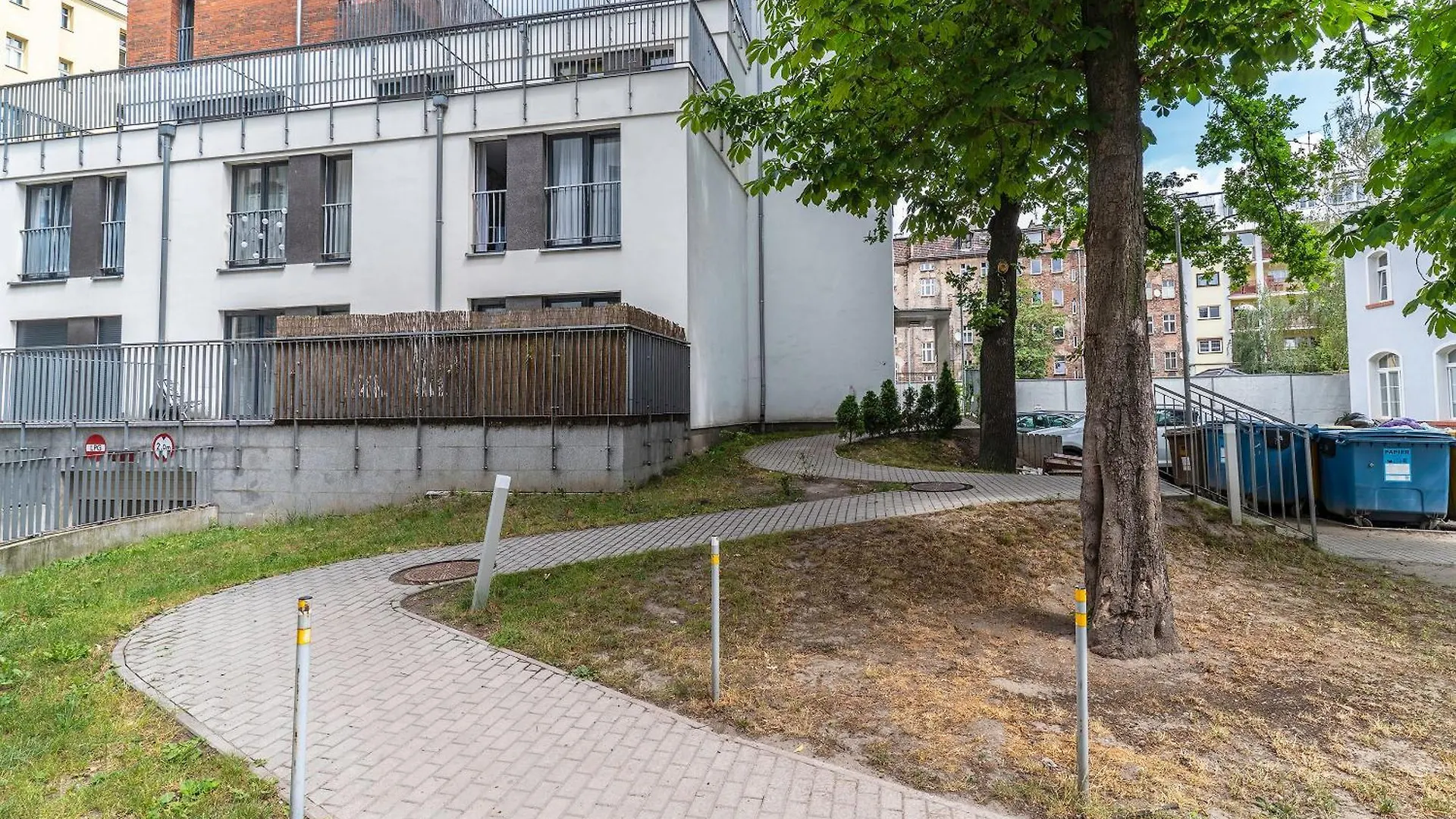 Blue Apartment With A Terrace Wroclaw 0*,  Polonya
